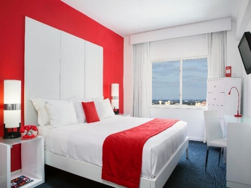 Red South Beach Hotel image 15