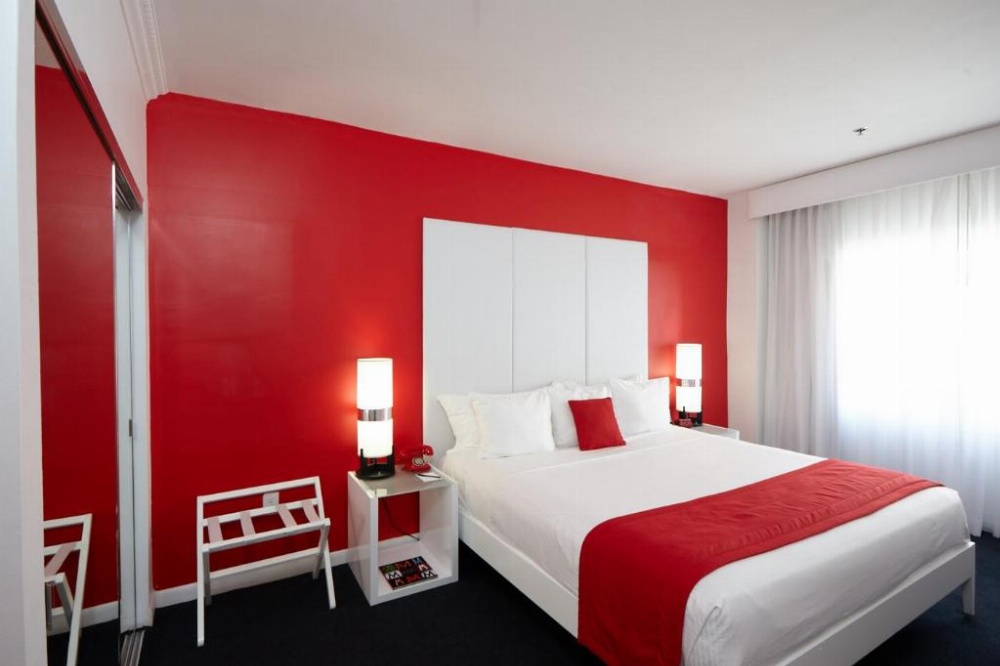 Red South Beach Hotel Image 18